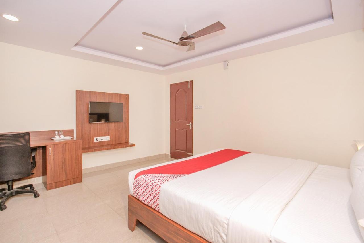 Oyo Flagship 77727 Hotel Blue Bell Bangalore Bagian luar foto