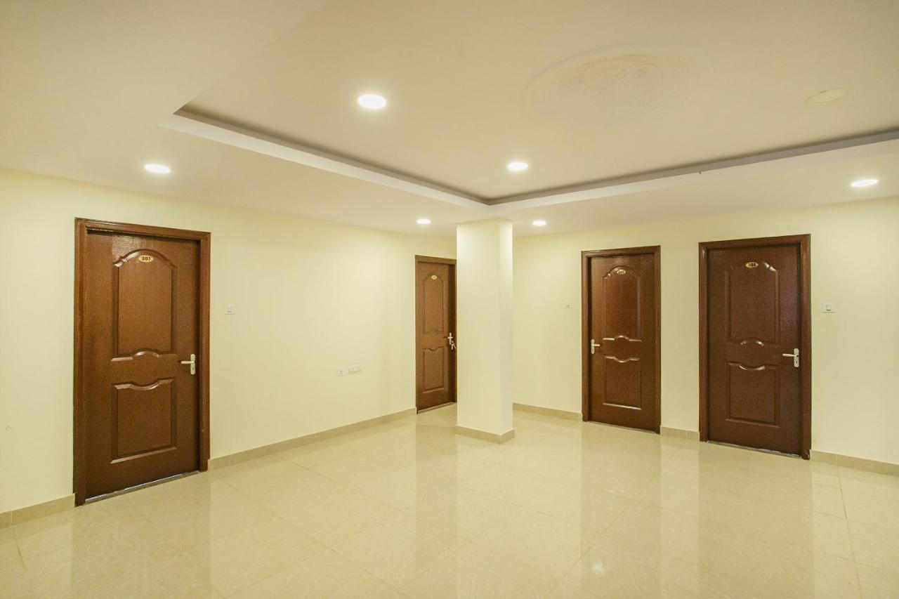 Oyo Flagship 77727 Hotel Blue Bell Bangalore Bagian luar foto
